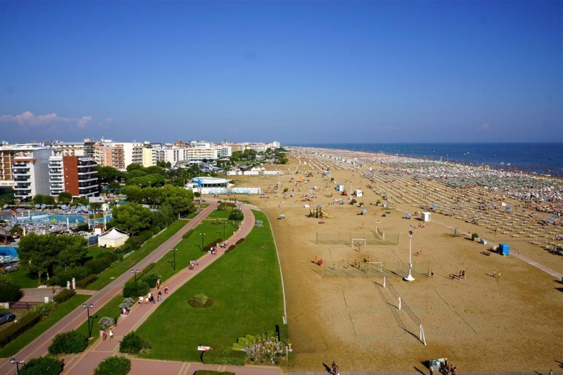 Appartamenti Auriga Bibione Exterior foto